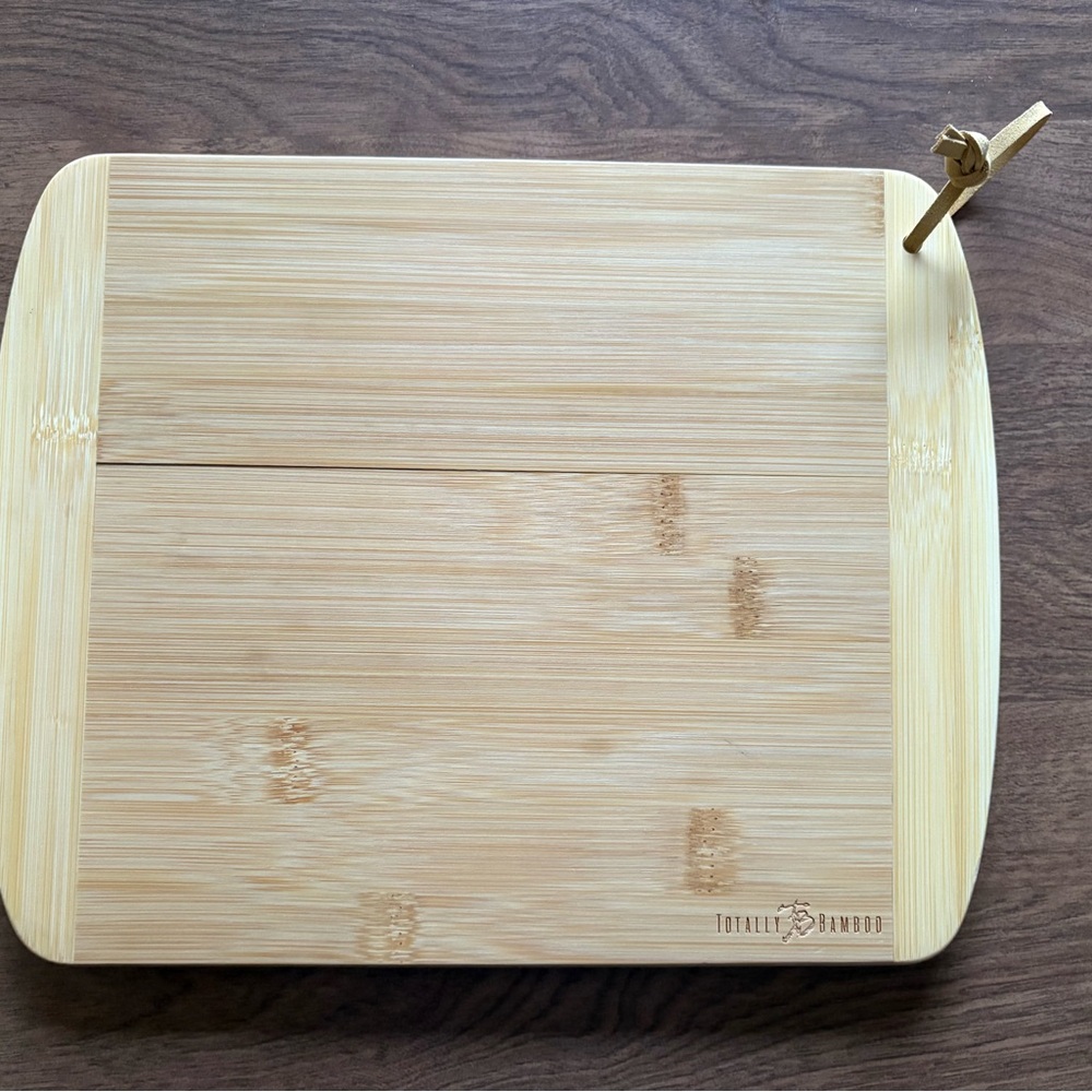 Texas Engraved Bamboo Cutting Board - Picture 2 of 4